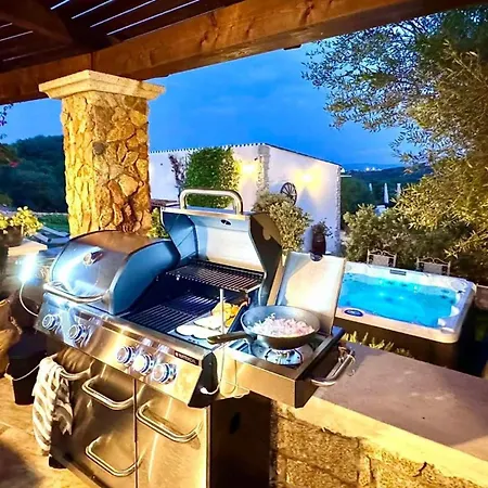 Magdala Villa *